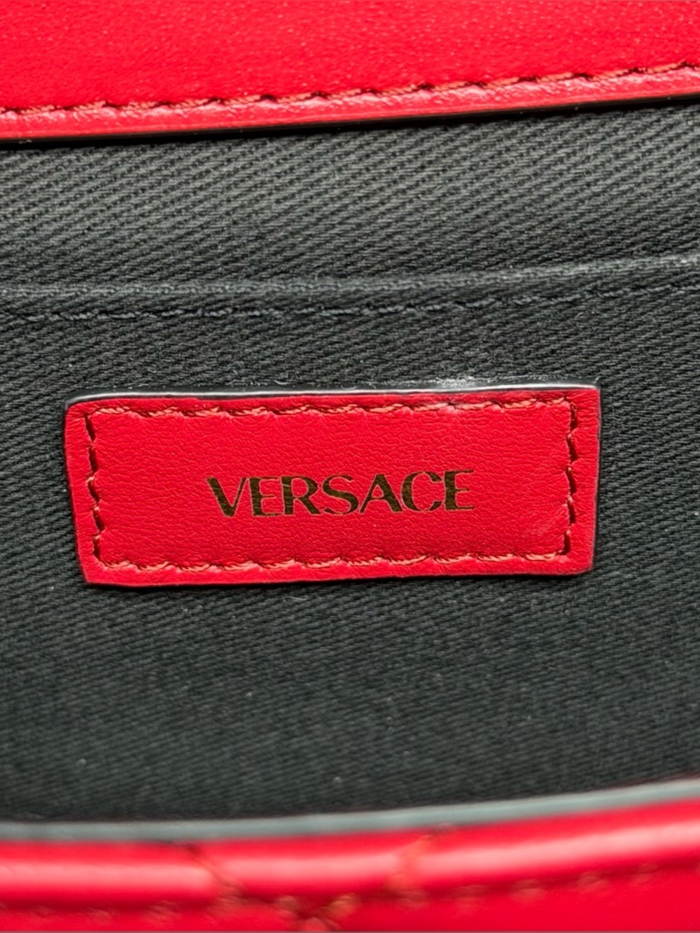 Versace Quilted Lamb Leather Medusa Shoulder Bag Dark Red Gold Chain New - Picture 7 of 11